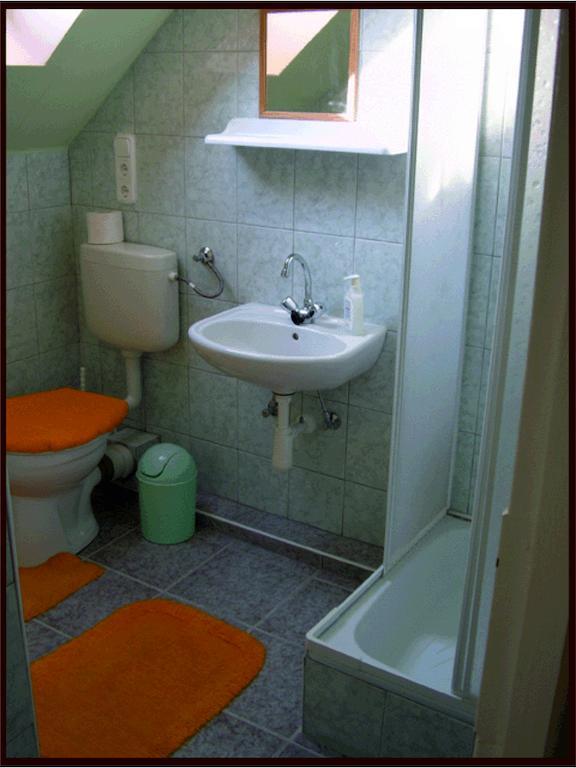 Erika Vendégház Bük Habitación foto